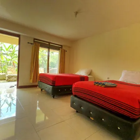 Pias Poppies Hotel Rantepao Buitenkant foto